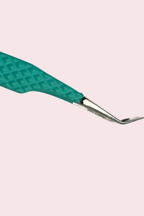 Teal Tweezer - Russian